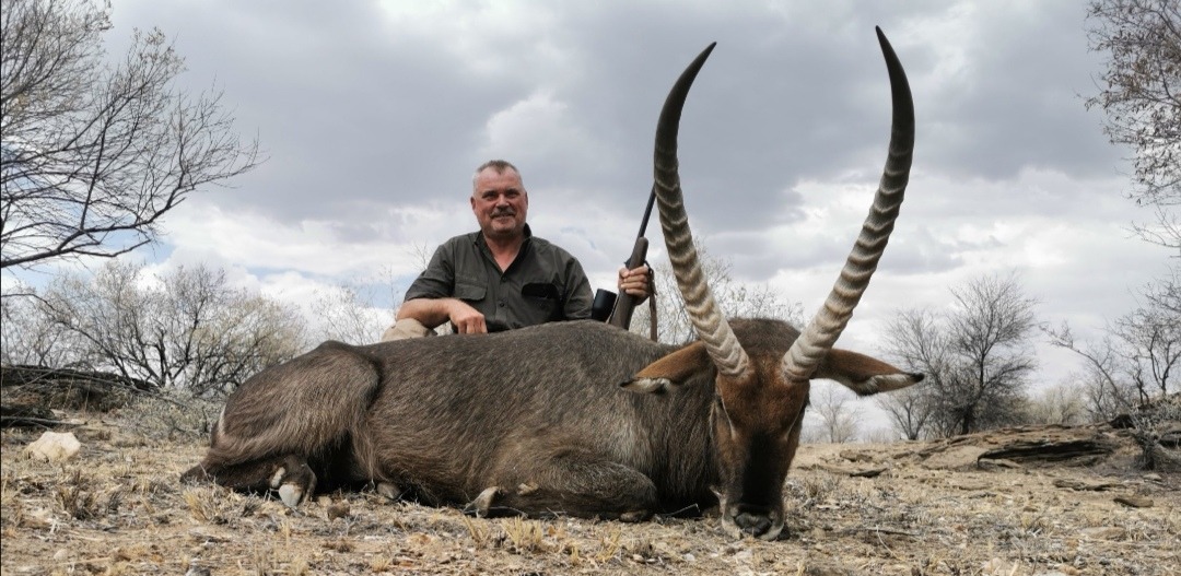 NEUE Jagdpakete für Namibia verfügbar.