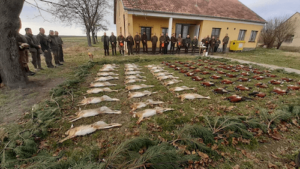 Apróvad vadászatok Csongrád megyében, 10-20 fős vadásztársaságok részére, egyéb programokkal.